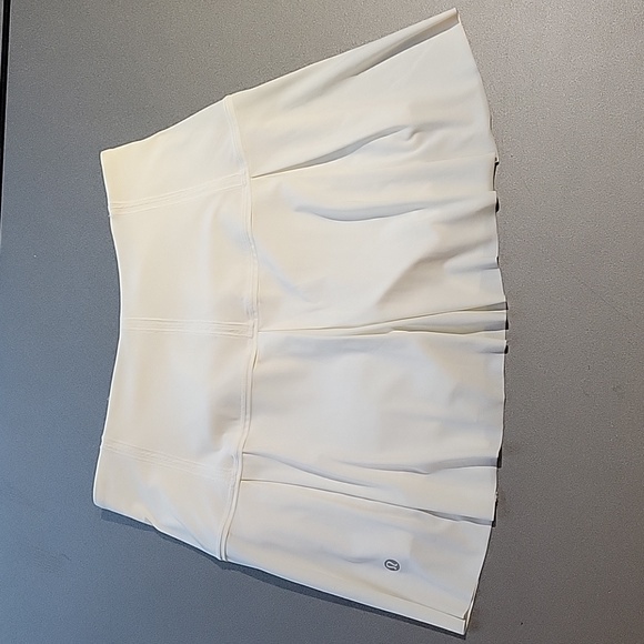 Lululemon Lost In Pace Skirt Skort Golf Tennis- white Sz 4 golf pickleball skirt - Picture 7 of 7